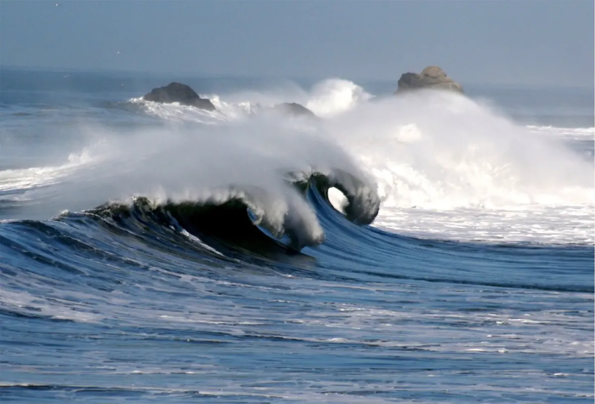 Oleaje en costa (Cantábrico y mar vivo)